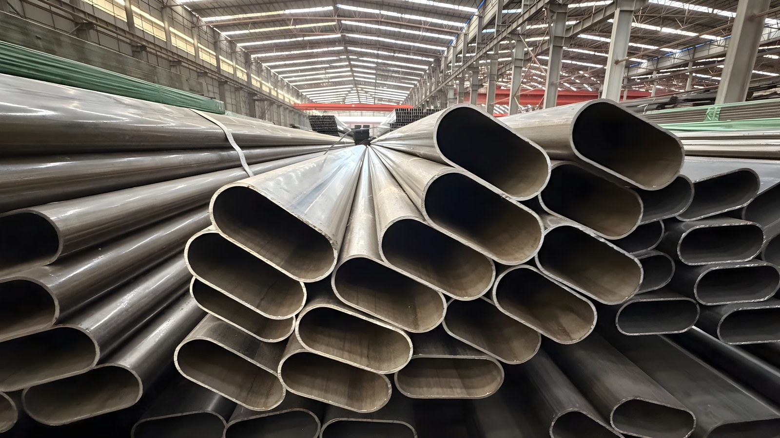 Oval tube 56×156 for bus body framing