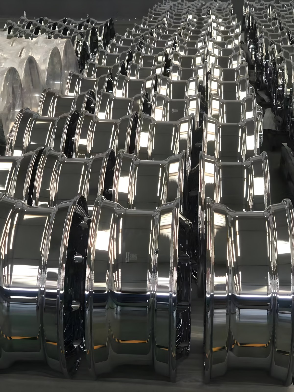 Forged aluminum truck wheels, second view